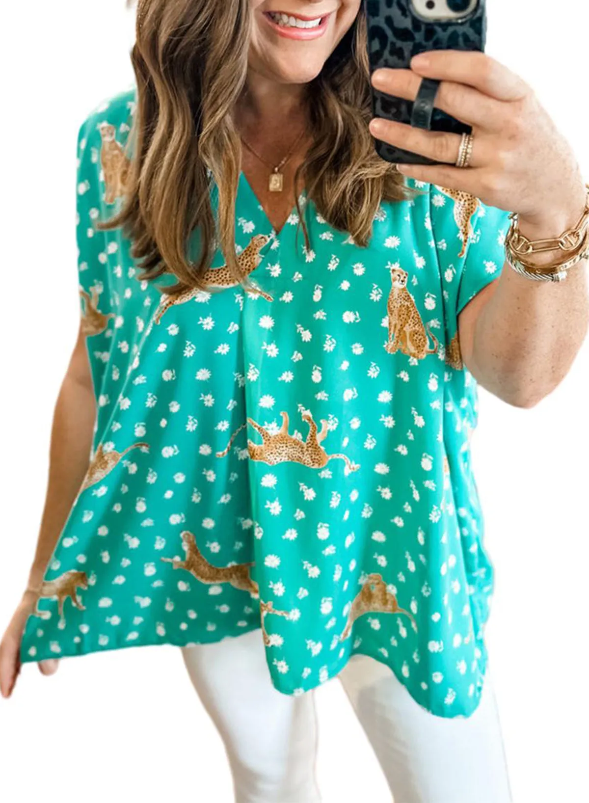 Green Cheetah Daisy Print V Neck Short Sleeve Plus Size Top